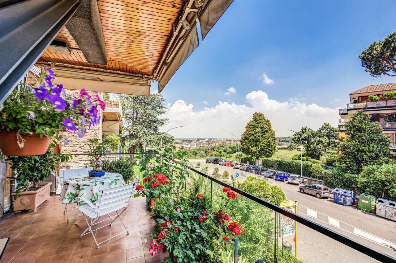 Terrazza Piccolomini: Elegant Apartment Stunning View Over Rome/St Peter'S Dome Exterior foto