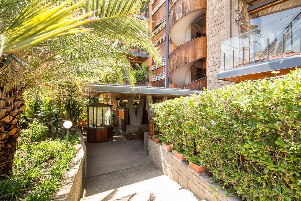 Terrazza Piccolomini: Elegant Apartment Stunning View Over Rome/St Peter'S Dome Exterior foto